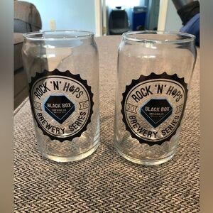 2015 Rock ‘N’ Hops Brewery Series Black Box Cleveland Ohio Beer Glasses (2)